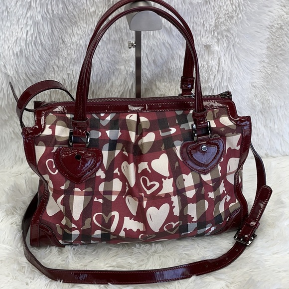 BURBERRY HEART TWO WAY SHOULDER BAG - Picture 2 of 16